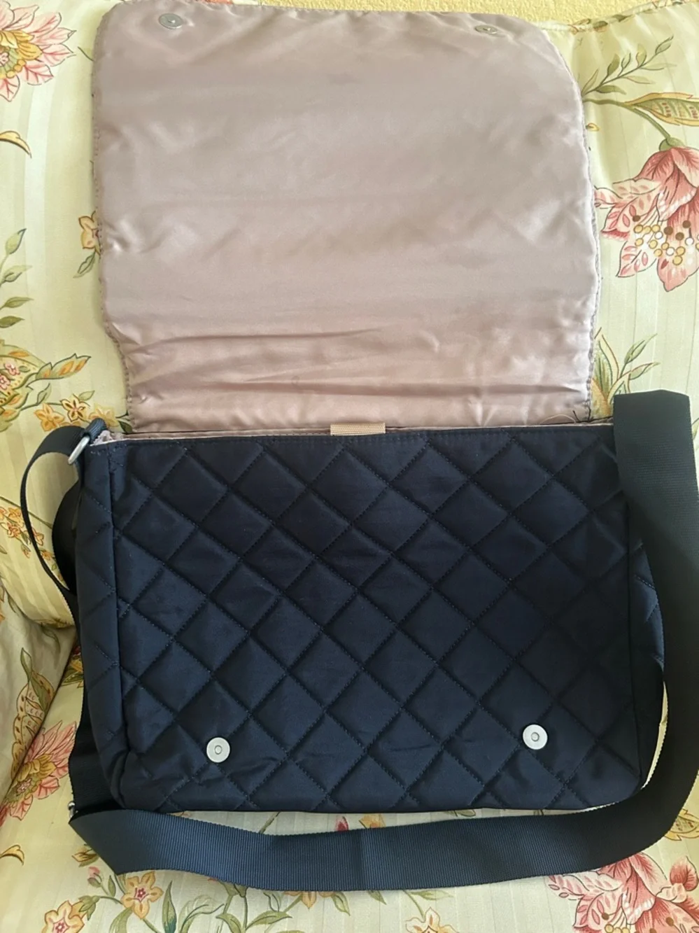 Baggallini Laptop Travel Messenger Bag